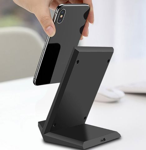2GO Induktive Schnell-Ladestation FastCharging 15W  schwarz